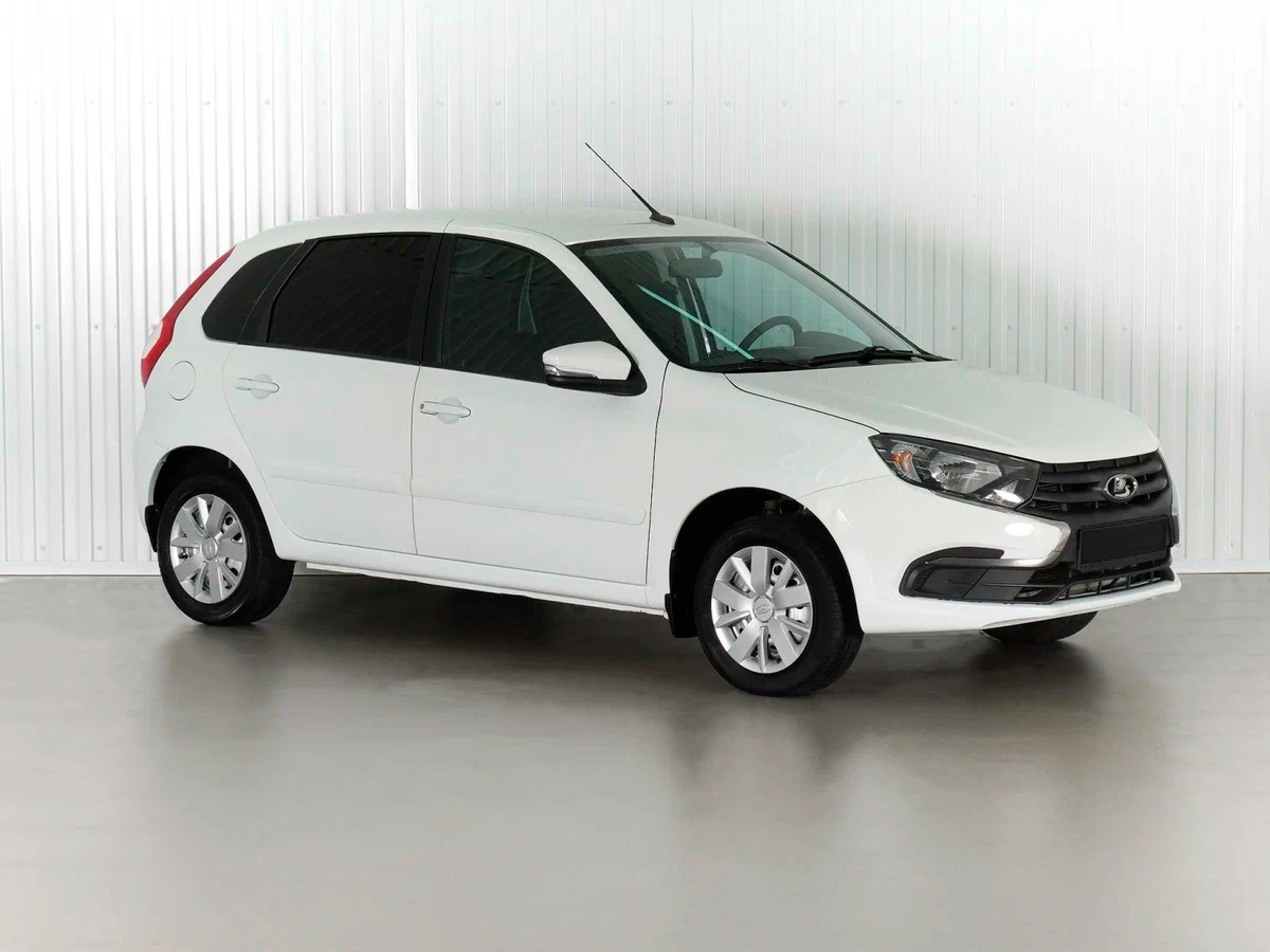 Lada Granta Хэтчбек в Тольятти - фото №1