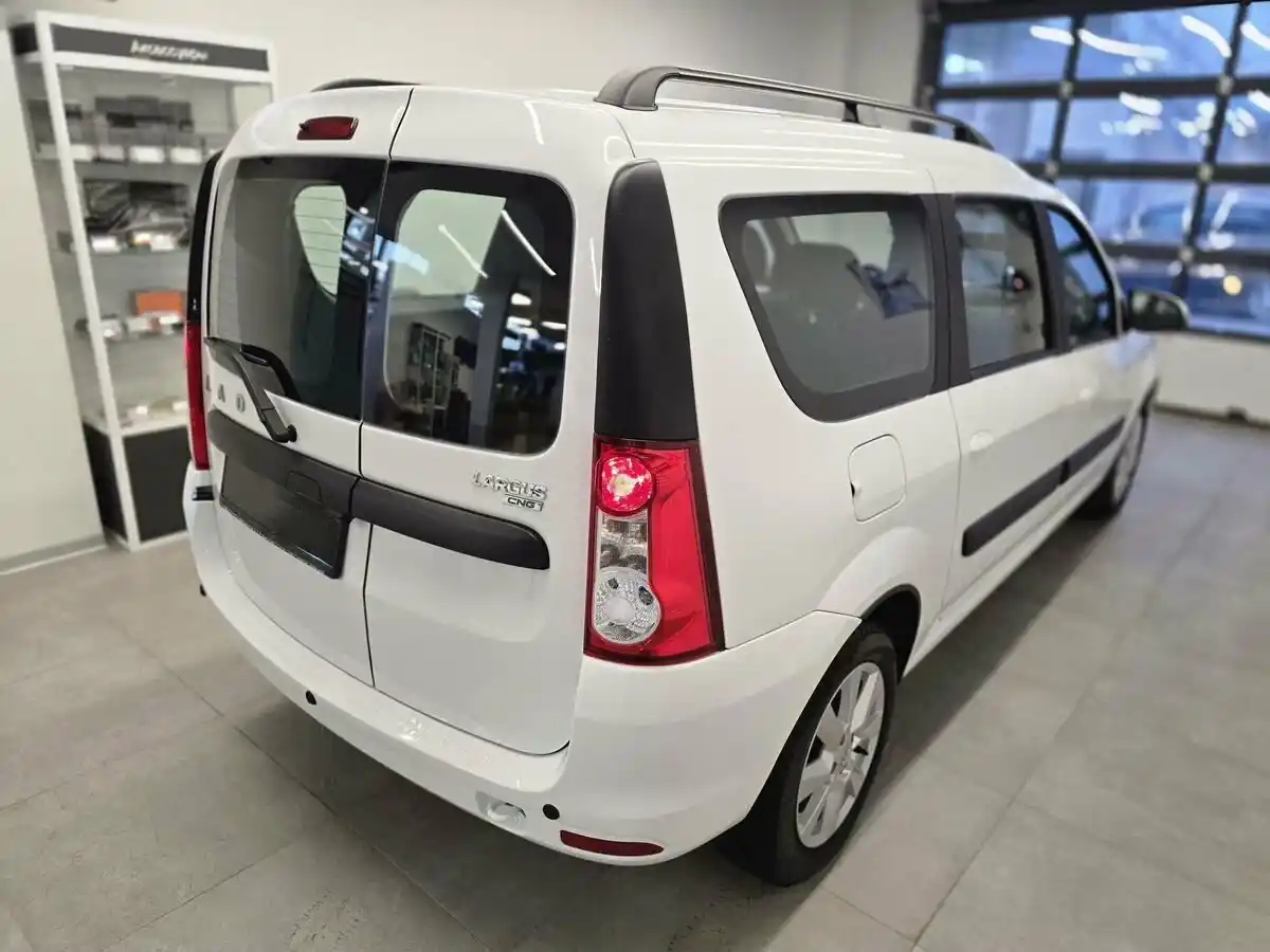 Lada Largus CNG в Тольятти - фото №4